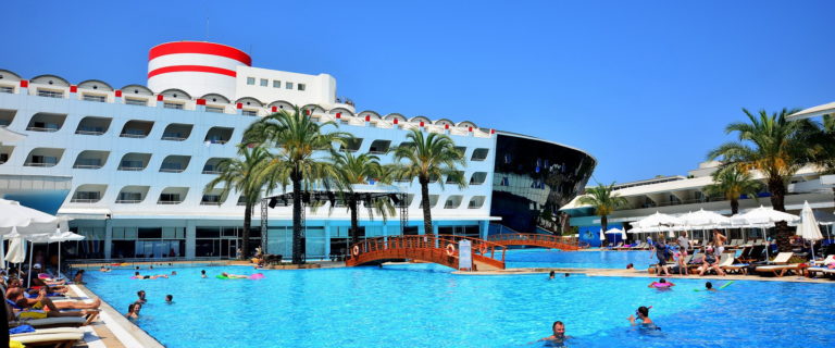 Transatlantik hotel – partravetett óceánjáró