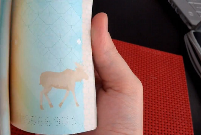 Jávorszarvas anim(GIF) a finn útlevélben