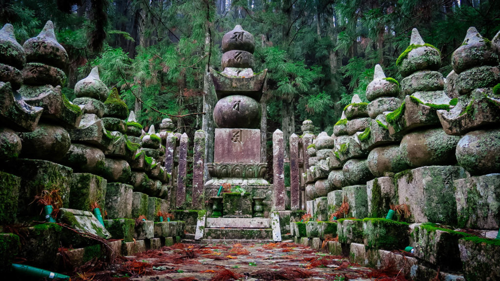 Okunoin temető Koyasan Japán