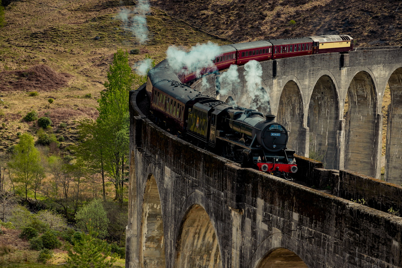 Glenfinnan-viadukt és a Roxfort Express