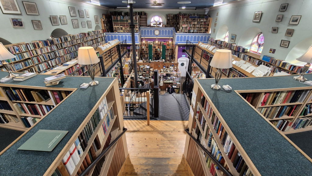 Skócia látnivalók Leakey's könyvesbolt