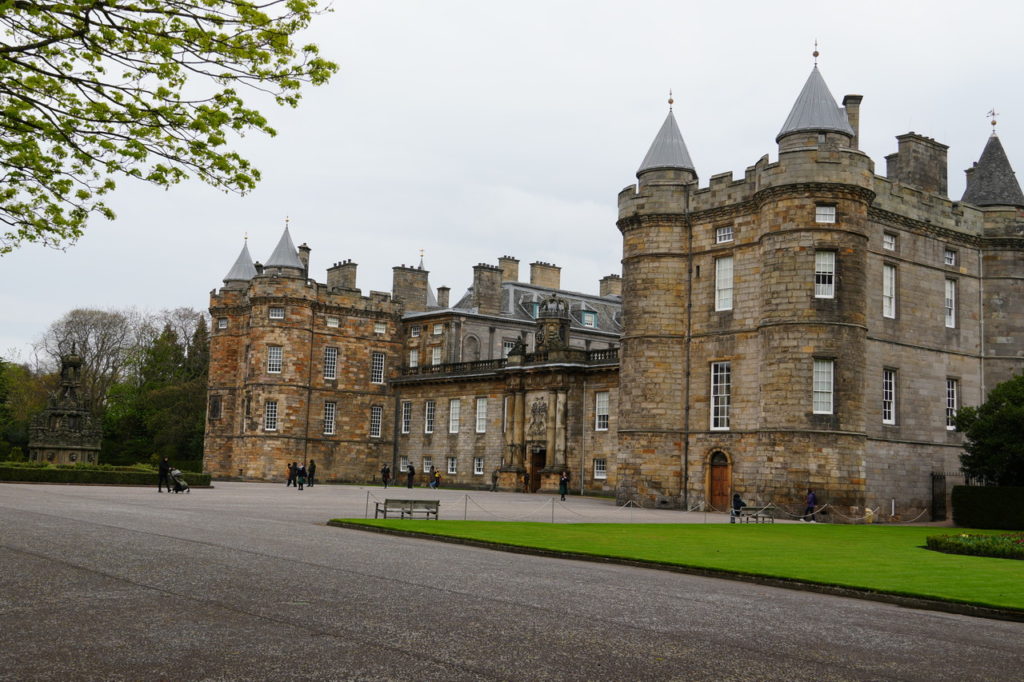 Edinburgh - Holyroodhouse
