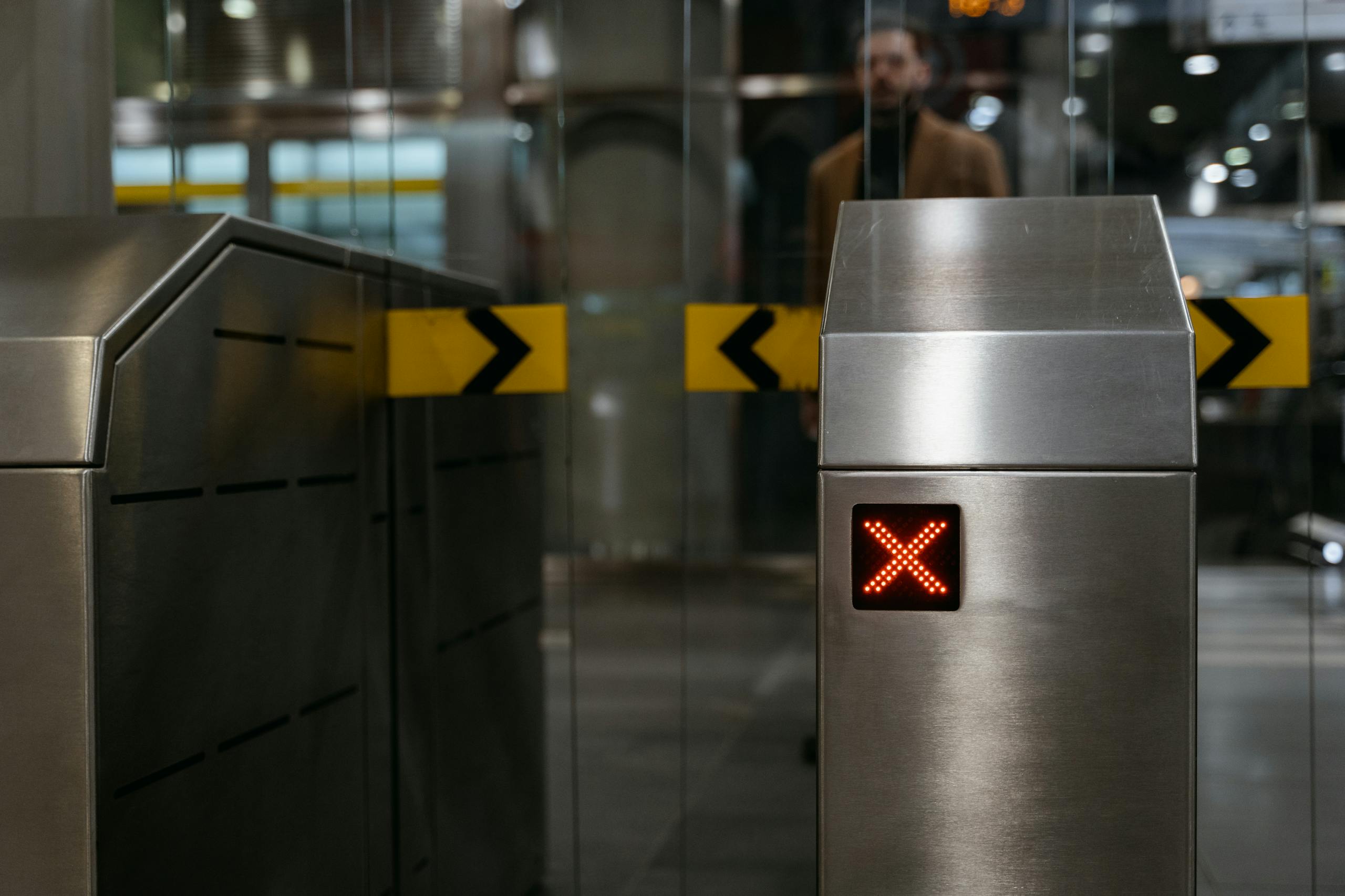 Egyesült Királyságba, Anglia, ETA